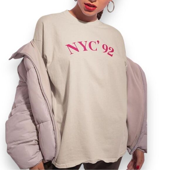 NYC’ 92 Graphic Tee in Off White Size Small NWT - Picture 1 of 3
